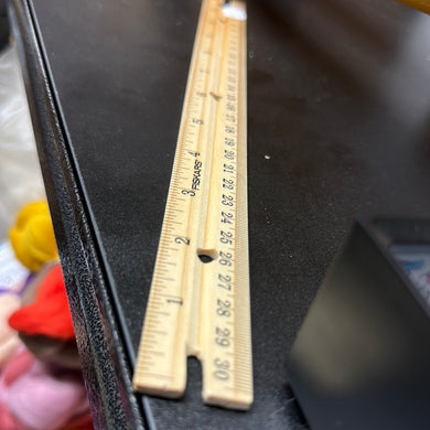 LHY Designs 12 inch Ruler Shuttle